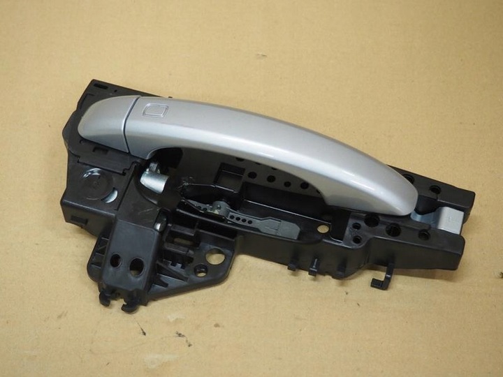 фото №1, Ручка з кріплення двері права передня audi q5