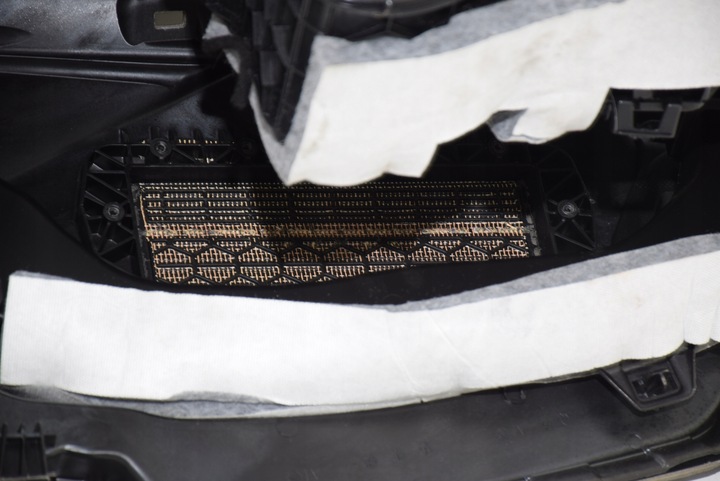 фото №15, Bmw f30 f31 f34 f32 f36 панель раздаточная консоль капот оригинал серый nić