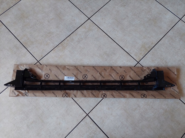 фото №6, Решітка бампера - середня - audi a6 c7 - 4g0 - рестайлінг - нова