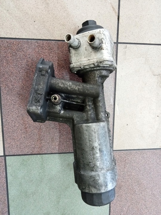 фото №1, Корпус фільтра масла основа audi a4 b7 1.9 tdi avf 038115389c