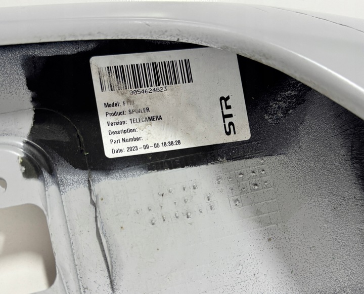 фото №14, Ferrari sf90 f173 спойлер перед оригинальный