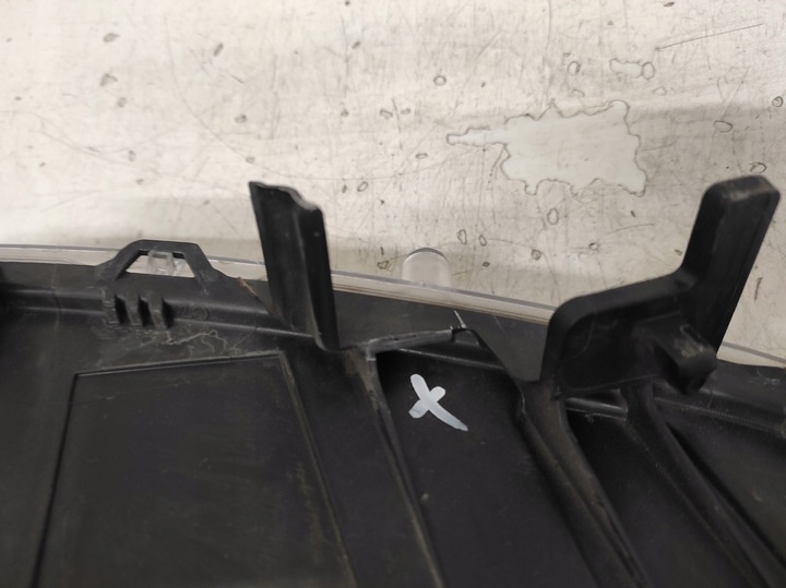 фото №8, Renault laguna 3 iii рестайлинг 13- лампа левая перед 260605873r