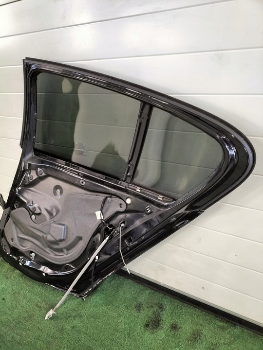 фото №7, Дверь правый зад bmw f20 668 schwarz 2