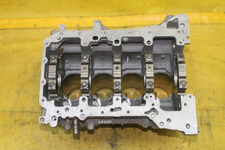 фото №11, Блок  двигуна bmw f10 e90 f11 f20 f30 n47d20c 2.0 d 781059607