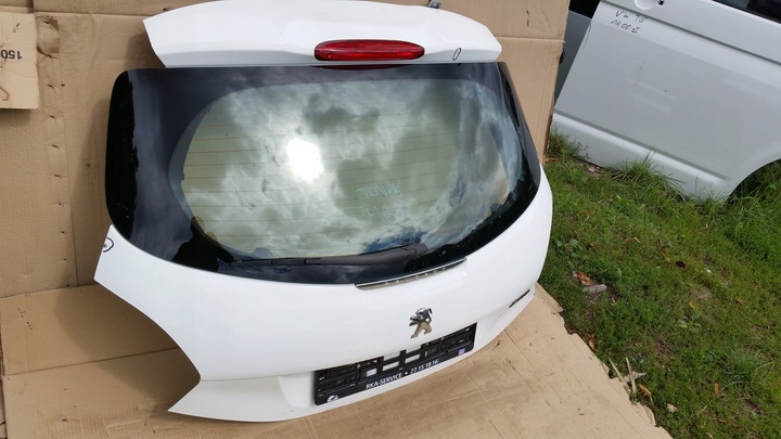фото №2, Кришка багажника зад peugeot 208 ewpb 14r