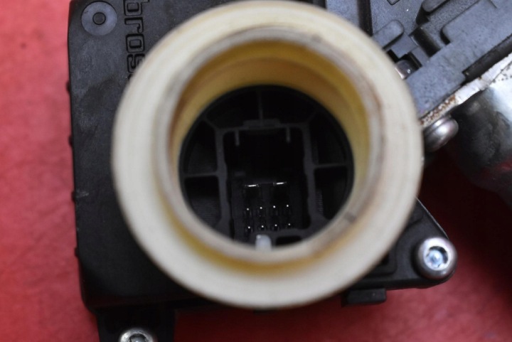 фото №7, Підйомник вікна ліві перед eu 85702-02020 toyota auris 1 i 5d hb 06-09