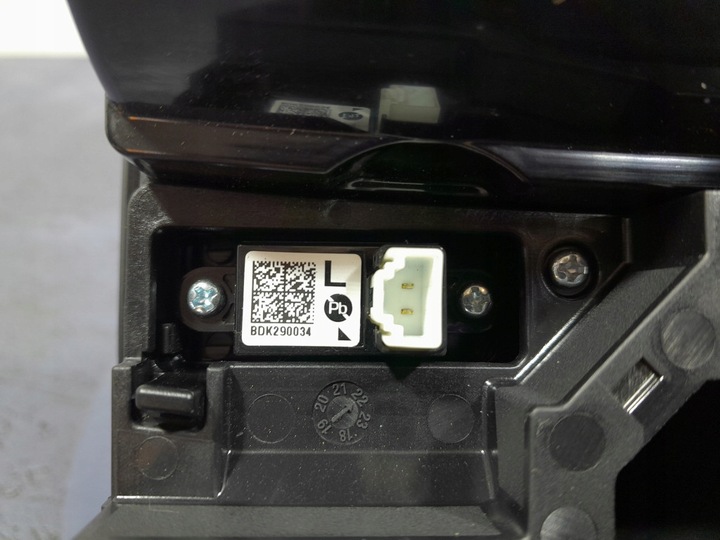 фото №7, Kia ceed iii рестайлинг лампа потолок бардачок 928xx-m6xxx