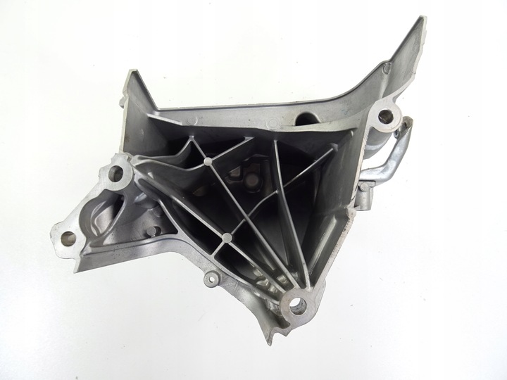 фото №9, Seat arona рестайлінг 1.0 tsi лапи кронштейн двигуна 05c199207 2021r