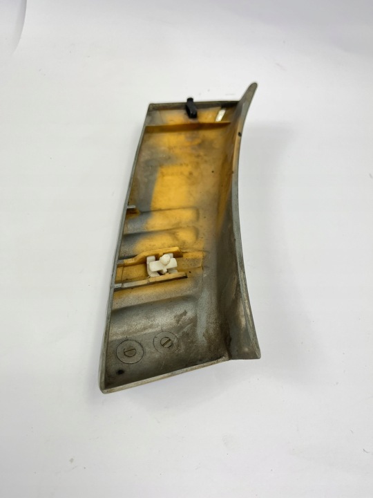 фото №9, Молдинг боковая крыльев правое зад правая mercedes w126 1266902840 1979-1985