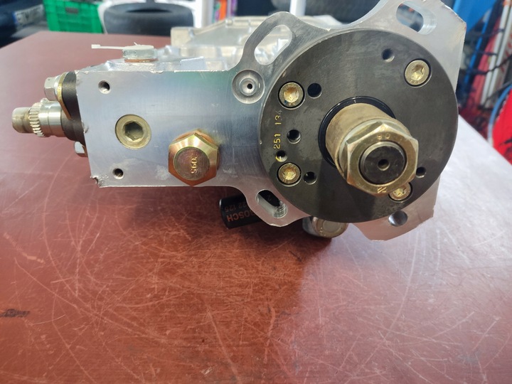 фото №8, Насос впрыскивающий bosch 0402796834 новая