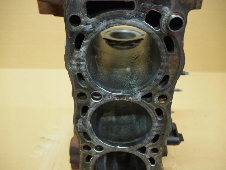 фото №9, Блок  двигуна 2.0 tdci ford focus mk3 d4204t