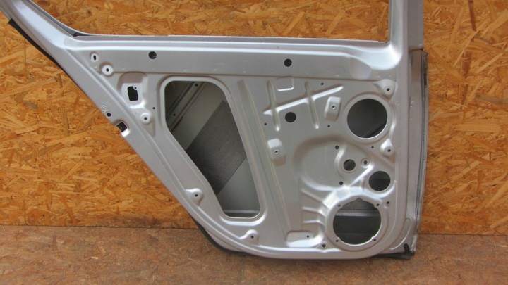 фото №12, Задние левая дверь skoda octavia iii 5e0 5e5 sedan