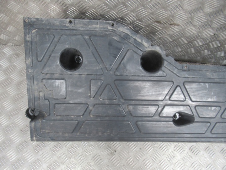 фото №12, Volkswagen multivan vw t7 защита шасси правая левая 7t0825205 7t0825206