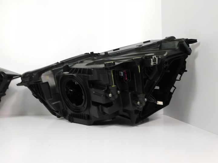 фото №12, Audi q3 ii 83a лампа правая левая перед matrix