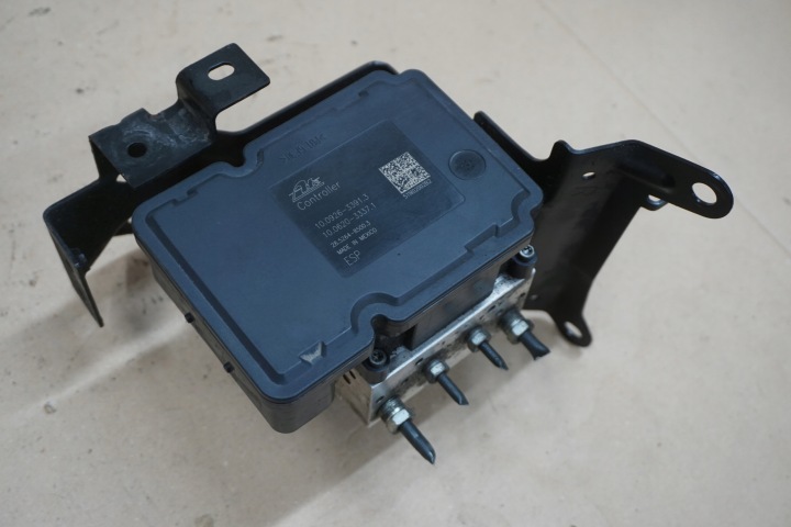 фото №7, Nissan navara d40 блок управления abs тормозная abs 2,5 dci рестайлинг 11r eu 47660 5x60e
