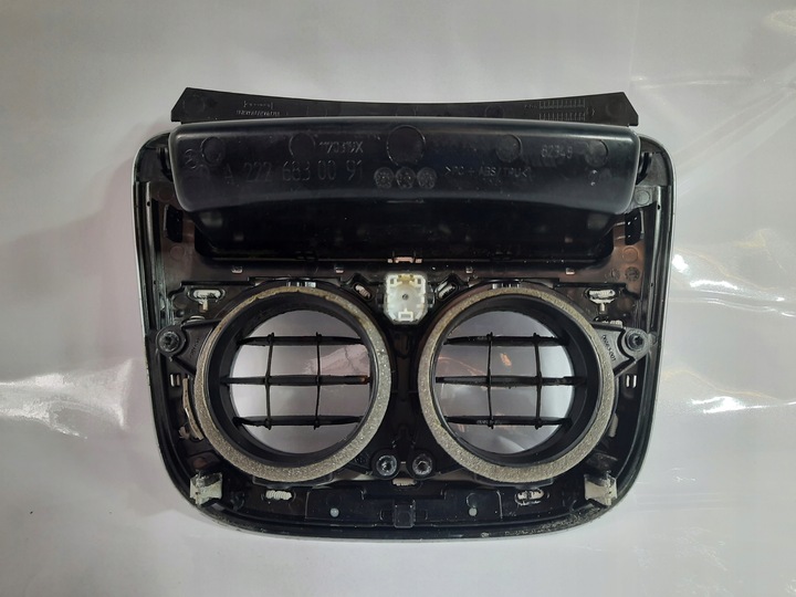 фото №7, Mercedes s550 w222 13-20 решітка повітропровід зад a2226830091 usa