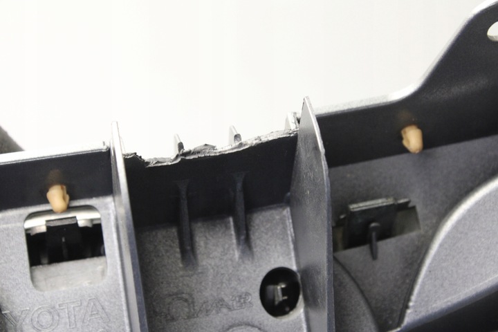 фото №15, Решітка радіатора решітка радіатор toyota avensis t27 2009r- 53100-05110