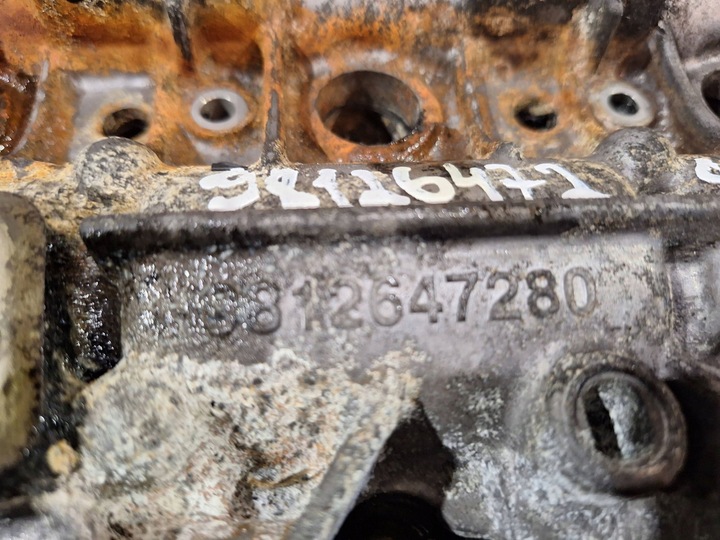 фото №11, Валы крышка клапанов 9812647280 berlingo iv partner iv 1.5 ehdi 18-