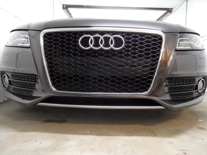 фото №8, Решётка радиатора решётка audi a4 rs4 b8 12-15