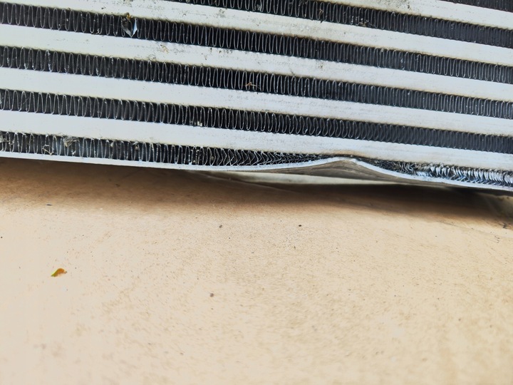 фото №9, Радіаторів інтеркулер лівий 4m0145803bg audi q8 sq8 q7 4m0145803 bg