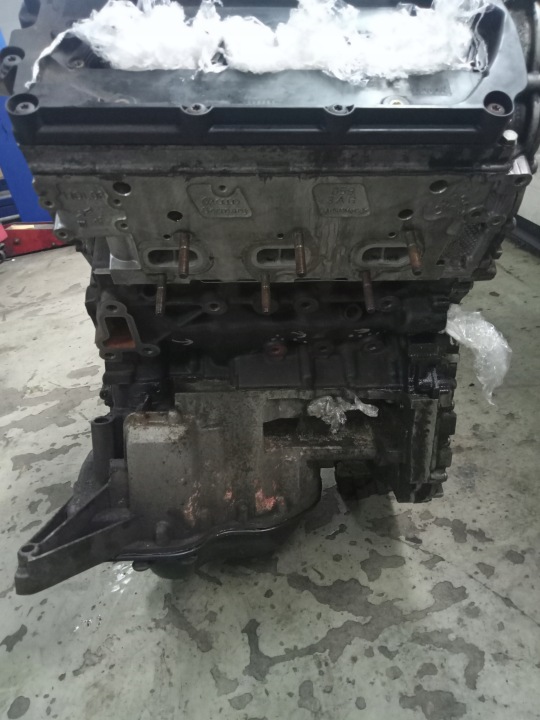 фото №10, Двигун голий стійка audi s4 b6 b7 4,2 v8 bbk