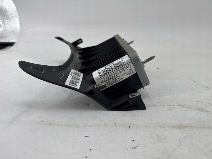 фото №13, Ford fiesta st 2014 подушка безопасности подушка безопасности chroniąca колени