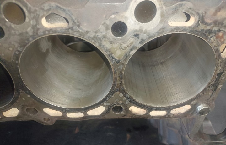 фото №8, Блок  двигуна 4.7 v8 pt jeep grand cherokee wj/wg