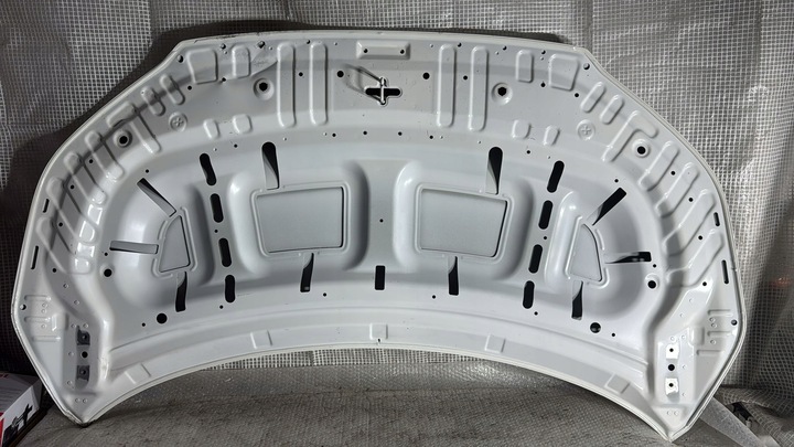 фото №5, Kia ev3 2024- капот