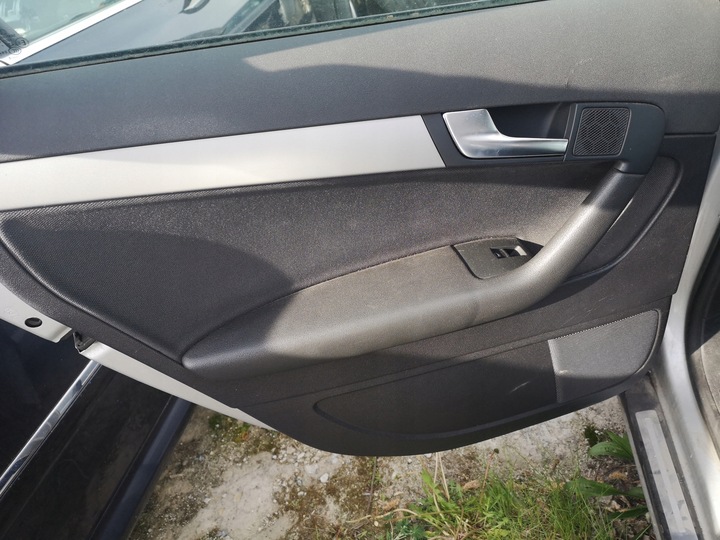 фото №6, Сиденья audi a3 sportback рестайлинг 2010r обивка двери