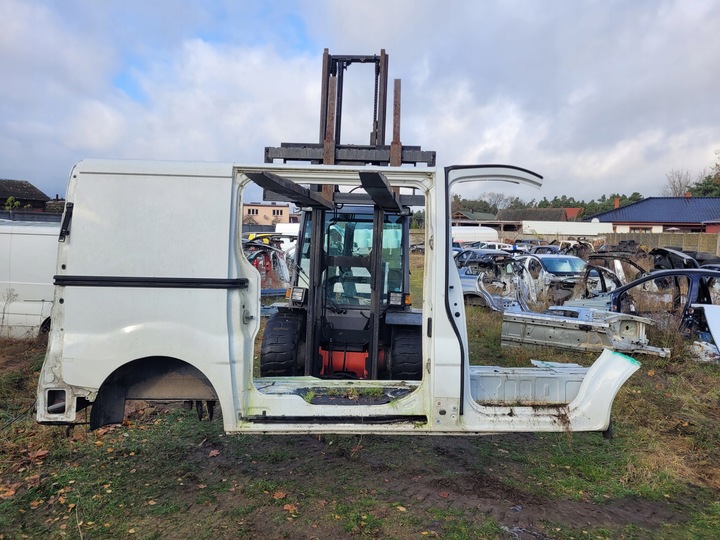 фото №1, Renault trafic vivaro primastar bok чверть права перед зад поріг