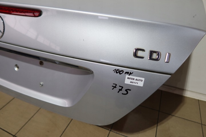 фото №8, Mercedes w211 кришка зад задня sedan 775 e-klasa