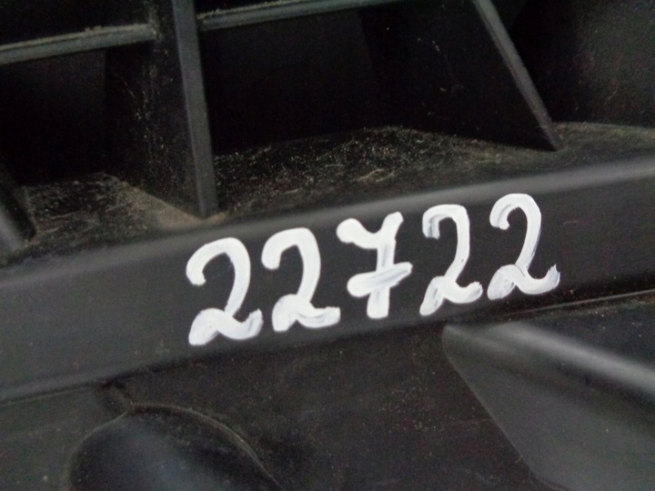 фото №8, Vw polo 2gs рамка галоген правый перед