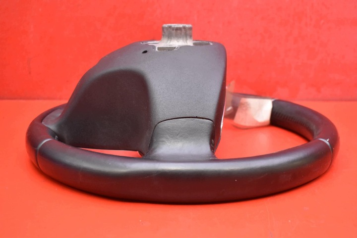 фото №8, Руль кожаный многофункциональная p31250592 volvo v40 2 ii 12-16