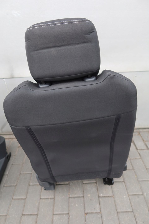 фото №14, Комплект сидений перед clio iv