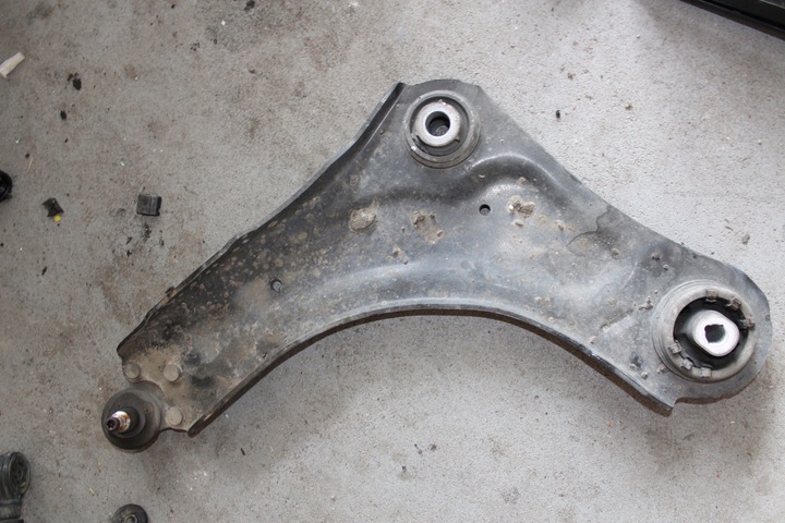 фото №1, Renault scenic iii важіль лівий перед lp