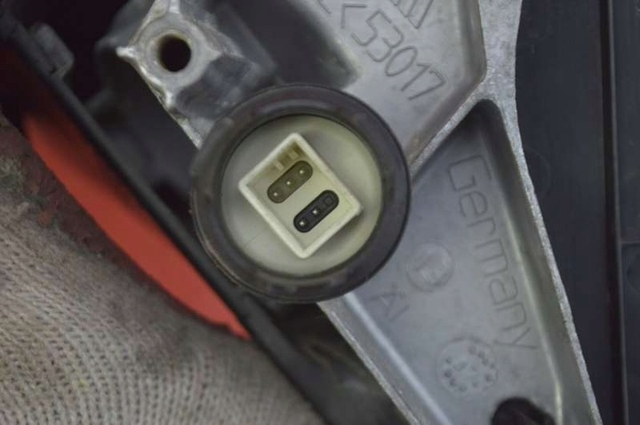 фото №6, Зеркало левая сині 010803 eu bmw e87 рестайлинг 07-12 5 pin