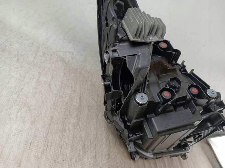 фото №12, Toyota bz4x 2022-2024 лампа ліва повний led - європа