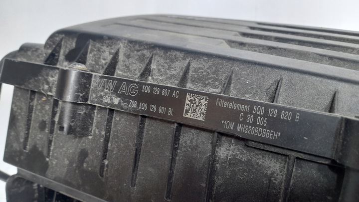 фото №10, Audi a3 s3 8v 16-20 корпус фільтра повітря 5q0129607 2.0 tfsi usa