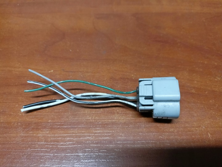 фото №1, Mitsubishi asx штекер do модуля світла led drl w2356