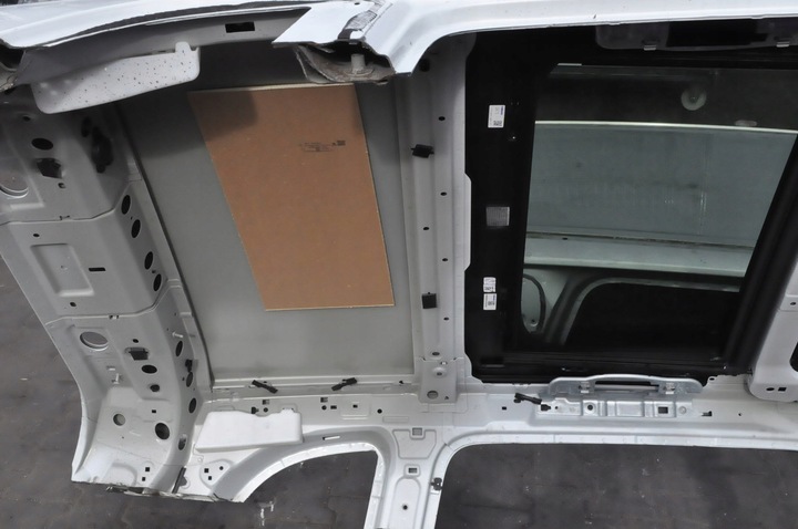 фото №6, Mercedes eqb w243 x243 2023 крыша панорама