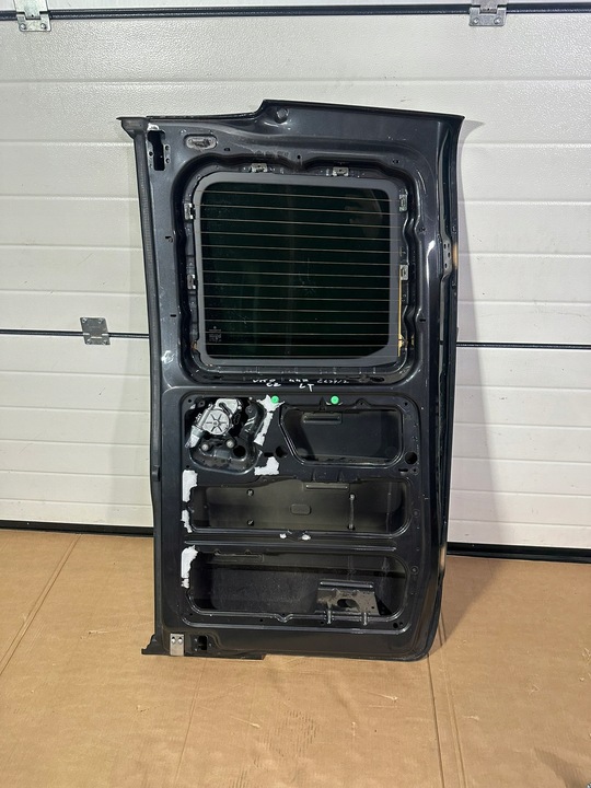 фото №13, Двері лівий зад, ліві задні, крило mercedes w447, vito tourer c7831