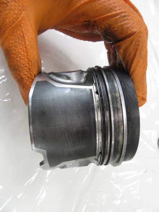 фото №10, Поршень mahle євро 3 bmw e46 e53 e60 e61 e65 e83 m57n 3.0 84l80