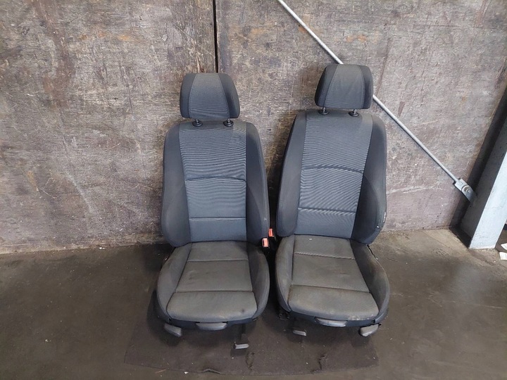 фото №6, Комплект сидінь лівий правий перед + диван зад + обшивки bmw e87 118d