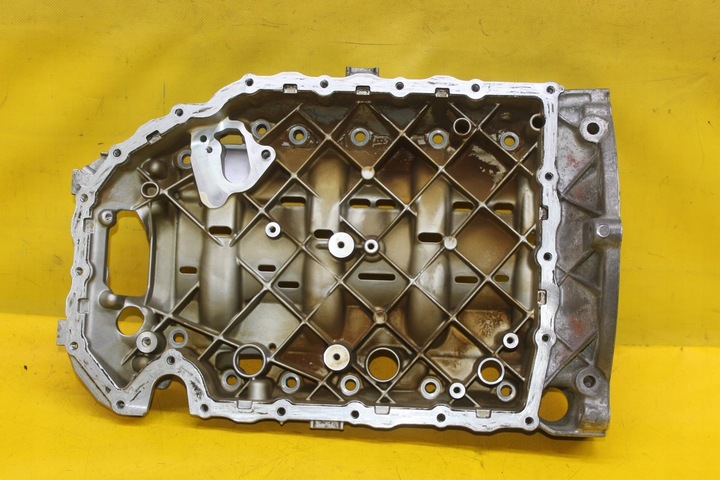 фото №8, Поддон масляная leon ii a3 a4 a5 golf vi octavia ii bzb 1.8 tfsi 06j103603t