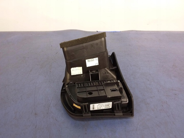 фото №4, Citroen c4 picasso i панель повітропровід решітка ліва