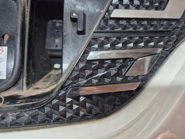 фото №10, Dacia spring бампер перед spring dacia решітка радіатора