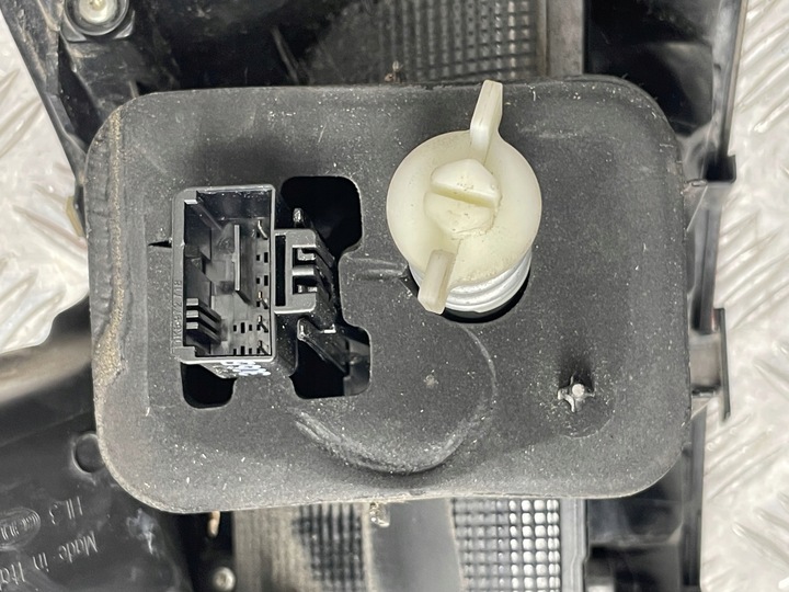 фото №15, Passat універсал b8 лампи задні зад kpl 3g9945311 3g9945312 3g9945093 3g9945094