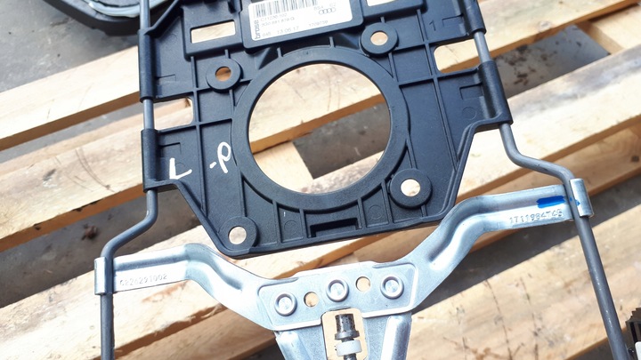 фото №6, A5 8w підлокітник lędźwi каркас 3q0881879g