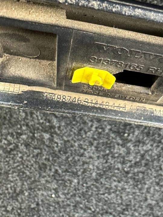 фото №5, Volvo xc90 ii планка накладка крила права зад задня 31378165