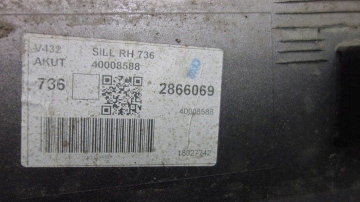 фото №3, Volvo s60 v60 планка порога порогова права 736